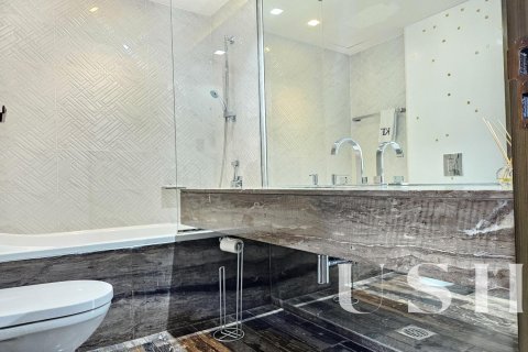 Apartment in Dubai Marina, Dubai 2 bedrooms, 115 sq.m. № 39195 - photo 13