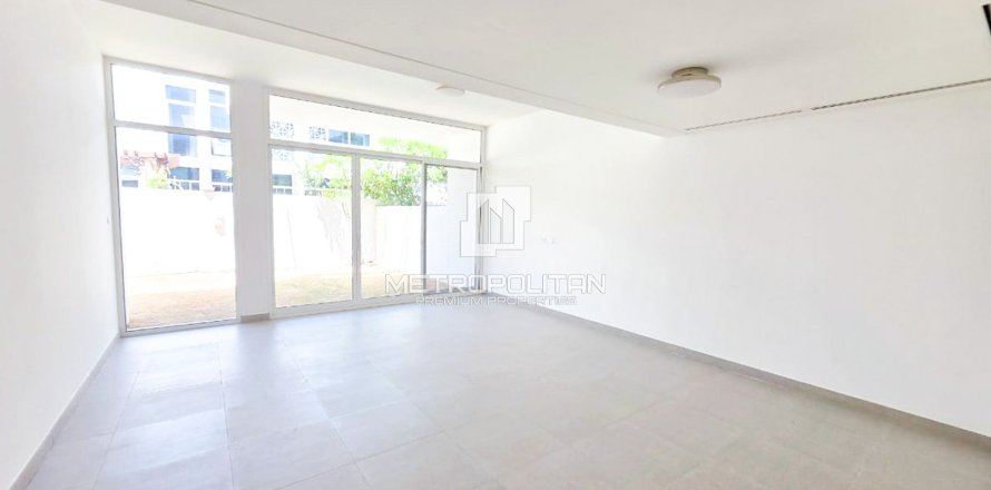 Таунхаус в Arabella Townhouses, Мудон, Дубай, 3 спальни, 186м², № 72995