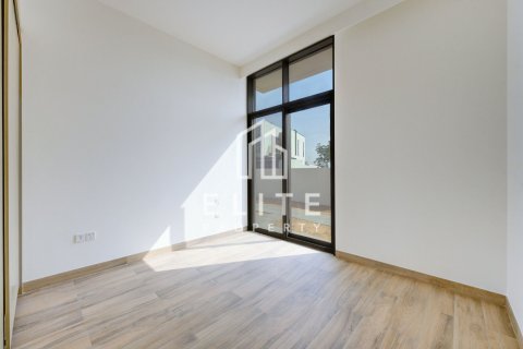 Villa in Al Furjan, Dubai 5 bedrooms, 675 sq.m. № 134926 - photo 8