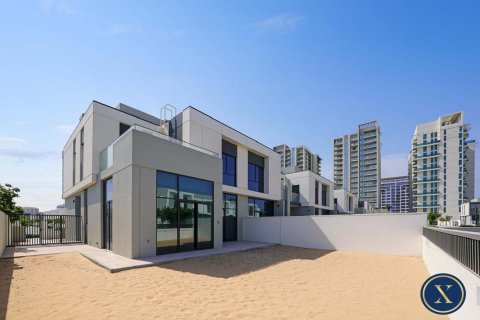 Таунхаус в Murooj Al Furjan, Al Furjan, Дубай, 4 спальни, 229м², № 46190