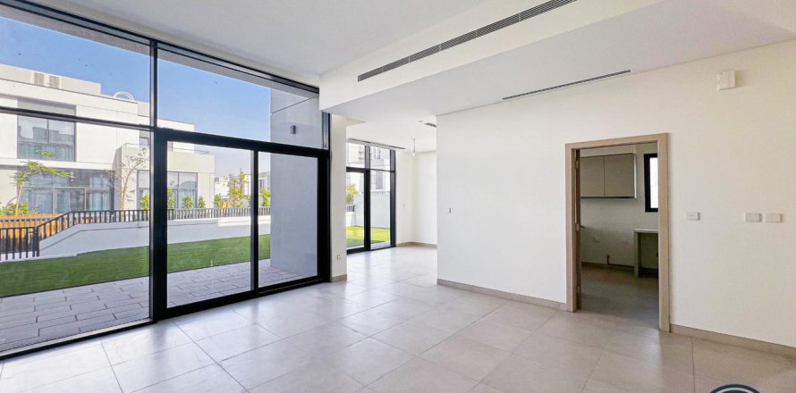 Таунхаус в Murooj Al Furjan, Al Furjan, Дубай, 4 спальни, 342м², № 46191