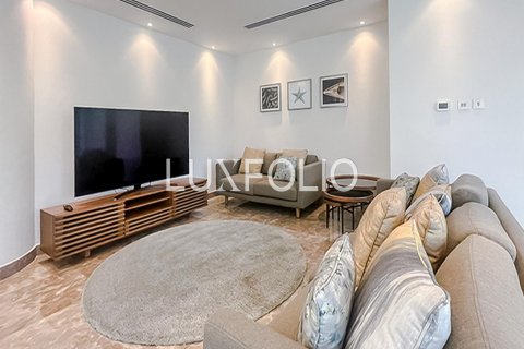 Снять в аренду квартиру в Дубай Марине, Дубай: 4 спальни, 284м², № 46169 - фото 4