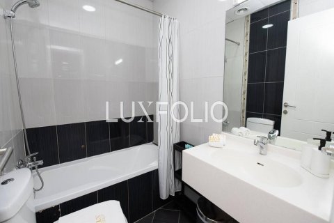 Снять в аренду квартиру в Дубай Марине, Дубай: 3 спальни, 130м², № 46180 - фото 13