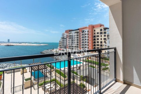 Снять в аренду квартиру в La Mer, Джумейра, Дубай: 1 спальня, 75.72м², № 128559 - фото 13