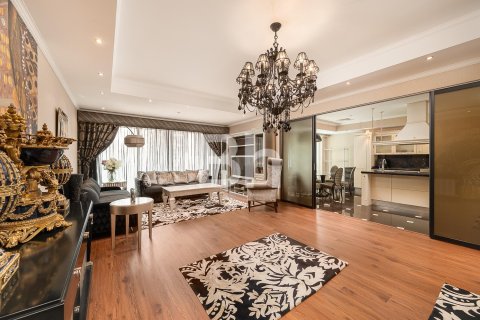 Appartement à Emirates Crown, Dubai Marina, Dubai, 3 chambres, 360.67 m², № 142165
