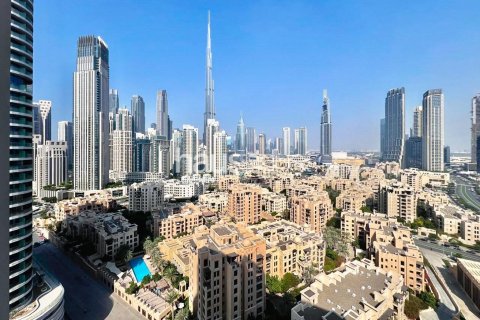 Appartement à Bellevue Towers, Downtown Dubai (Downtown Burj Dubai), Dubai, 2 chambres, 120 m², № 44942 - photo 2