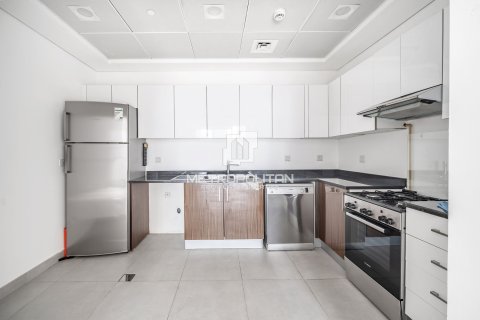Apartment in Marina Arcade Tower, Dubai Marina, Dubai 2 bedrooms, 113 sq.m. № 74053 - photo 8