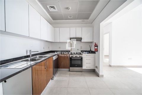 Apartment in Marina Arcade Tower, Dubai Marina, Dubai 2 bedrooms, 113 sq.m. № 74053 - photo 2