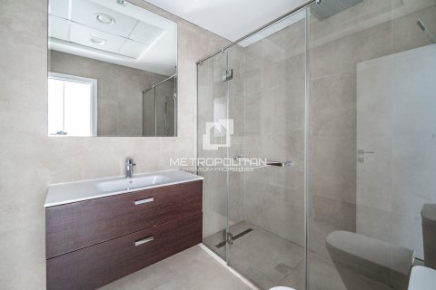Apartment in Marina Arcade Tower, Dubai Marina, Dubai 2 bedrooms, 113 sq.m. № 74053 - photo 23