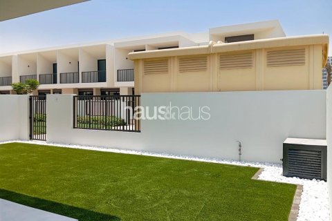 Villa in Town Square, Dubai 4 bedrooms, 253 sq.m. № 44513