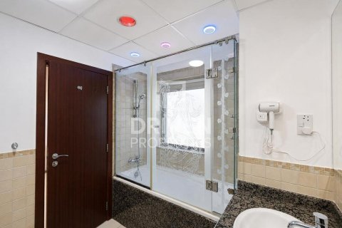 Снять в аренду квартиру в Shams, Джумейра Бич Резиденс, Дубай: 2 спальни, 122.91м², № 128047 - фото 12