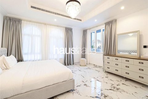 Снять в аренду виллу в Garden Homes, Пальма Джумейра, Дубай: 4 спальни, 687м², № 44772 - фото 22