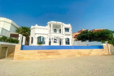 Снять в аренду виллу в Garden Homes, Пальма Джумейра, Дубай: 4 спальни, 687м², № 44772 - фото 16