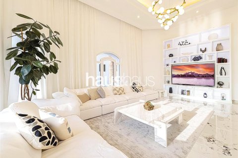 Снять в аренду виллу в Garden Homes, Пальма Джумейра, Дубай: 4 спальни, 687м², № 44772 - фото 25