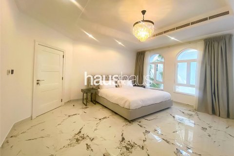 Снять в аренду виллу в Garden Homes, Пальма Джумейра, Дубай: 4 спальни, 687м², № 44772 - фото 18
