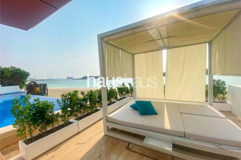 Снять в аренду виллу в Garden Homes, Пальма Джумейра, Дубай: 4 спальни, 687м², № 44772 - фото 15