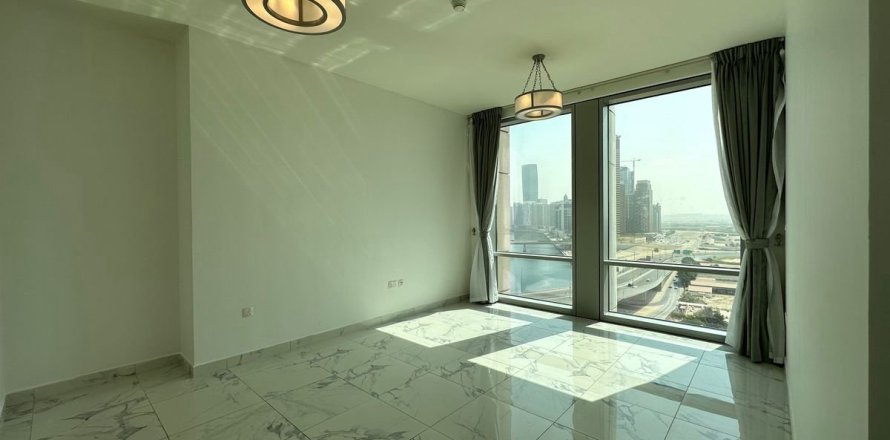 Apartment in Business Bay, Dubai 2 bedrooms, 126.2 sq.m. № 112375