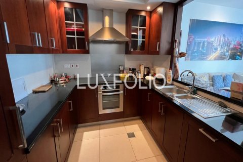 شقة في 29 Burj Boulevard, وسط مدينة دبي, دبي 2 غرف نوم, 130 م² رقم 45382 - صورة 8