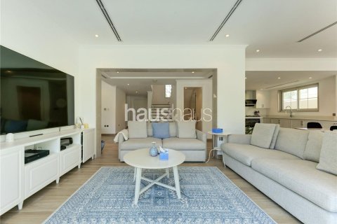 Villa à Legacy, Jumeirah Park, Dubai, 4 chambres, 361 m², № 43473 - photo 5