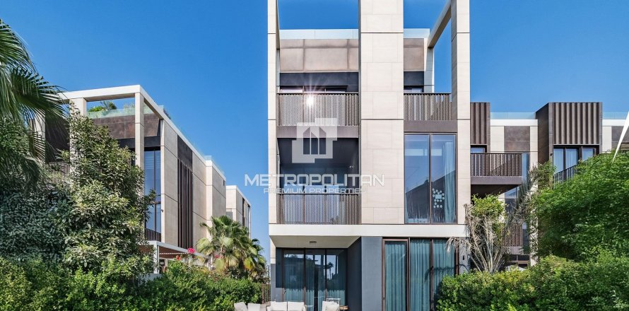Townhouse in Jumeirah Bay Island, Jumeirah, Dubai 5 bedrooms, 674 sq.m. № 73503