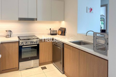 Снять в аренду квартиру в Creekside 18, Dubai Creek Harbour (The Lagoons), Дубай: 2 спальни, 106м², № 45158 - фото 3