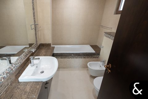 Villa in Kingdom of Sheba, Palm Jumeirah, Dubai 5 bedrooms, 1292 sq.m. № 75716 - photo 12