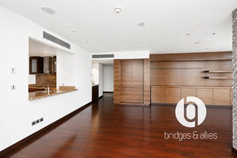 Apartment in Downtown Dubai (Downtown Burj Dubai), Dubai 3 bedrooms, 247 sq.m. № 137727 - photo 17