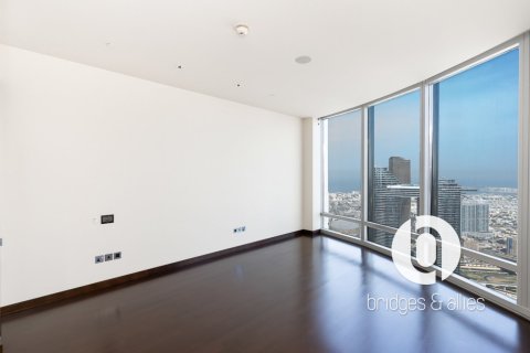 Apartment in Downtown Dubai (Downtown Burj Dubai), Dubai 3 bedrooms, 247 sq.m. № 137727 - photo 5