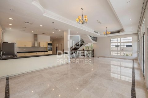 Villa à The Villa, Dubai, 5 chambres, 561.04 m², № 136996 - photo 2