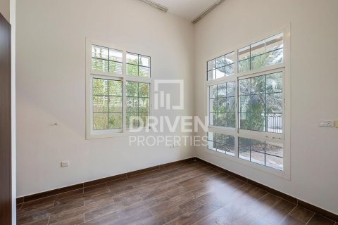 Villa à The Villa, Dubai, 5 chambres, 561.04 m², № 136996 - photo 9