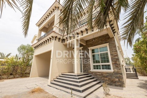 Villa à The Villa, Dubai, 5 chambres, 561.04 m², № 136996 - photo 3