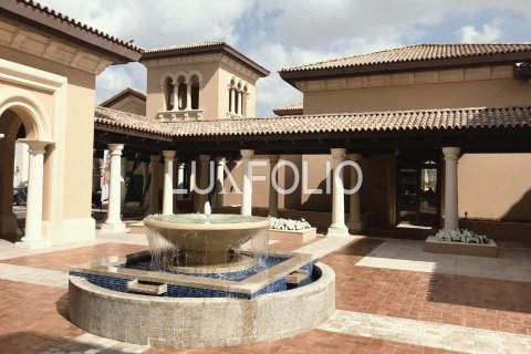 Villa à Jumeirah Golf Estates, Dubai, 4 chambres, 263 m², № 45936 - photo 17
