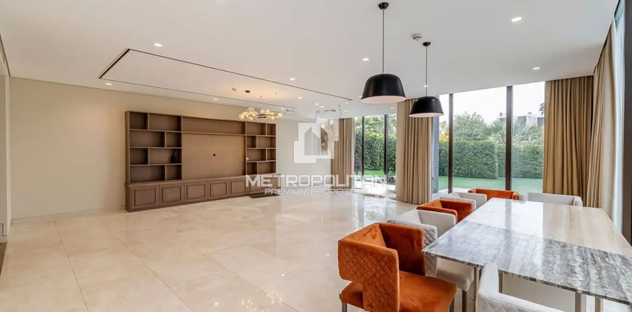 Villa in Jumeirah Bay Island, Jumeirah, Dubai 5 bedrooms, 540 sq.m. № 14886