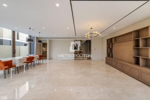 Villa in Jumeirah Bay Island, Jumeirah, Dubai 5 bedrooms, 540 sq.m. № 14886 - photo 11