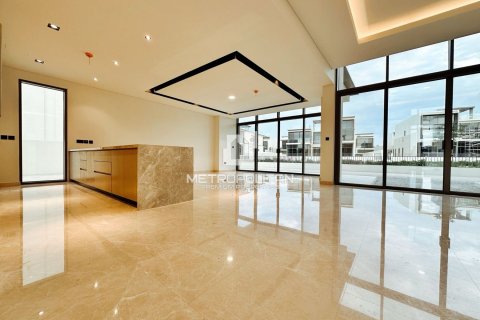 Villa en Golf Place, Dubai Hills Estate, Dubai, 5 dormitorios, 808 m², № 73038 - foto 5
