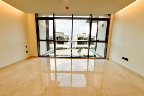 Villa en Golf Place, Dubai Hills Estate, Dubai, 5 dormitorios, 808 m², № 73038 - foto 17