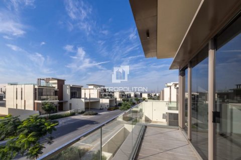 Снять в аренду виллу в Golf Place, Дубай Хилс Эстейт, Дубай: 5 спален, 800м², № 73037 - фото 2