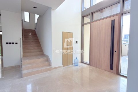 Снять в аренду виллу в Golf Place, Дубай Хилс Эстейт, Дубай: 5 спален, 800м², № 73037 - фото 18