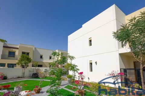 Townhouse in Naseem Townhouses, Al Aweer, Dubai 4 bedrooms, 227 sq.m. № 3606 - photo 11