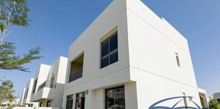 Townhouse in Naseem Townhouses, Al Aweer, Dubai 4 bedrooms, 227 sq.m. № 3606