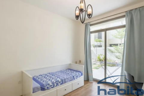 Townhouse in Naseem Townhouses, Al Aweer, Dubai 4 bedrooms, 227 sq.m. № 3606 - photo 9