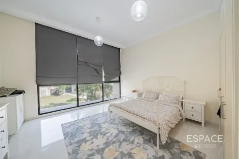 Maison de ville à DAMAC Hills (Akoya by DAMAC), Dubai, 4 chambres, 297 m², № 71110 - photo 4