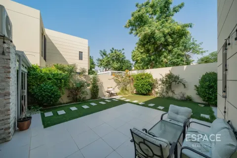 Maison de ville à DAMAC Hills (Akoya by DAMAC), Dubai, 4 chambres, 297 m², № 71110 - photo 19