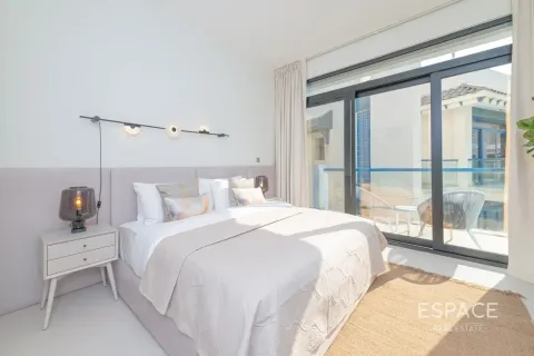 Townhouse in Palma Residences, Palm Jumeirah, Dubai 4 bedrooms, 303 sq.m. № 71111 - photo 10