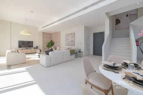 Townhouse in Palma Residences, Palm Jumeirah, Dubai 4 bedrooms, 303 sq.m. № 71111 - photo 3