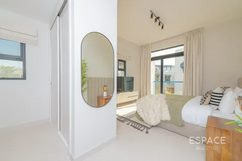 Townhouse in Palma Residences, Palm Jumeirah, Dubai 4 bedrooms, 303 sq.m. № 71111 - photo 5