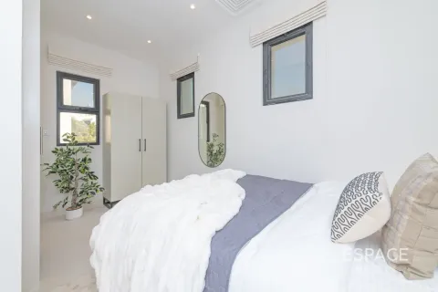 Townhouse in Palma Residences, Palm Jumeirah, Dubai 4 bedrooms, 303 sq.m. № 71111 - photo 9