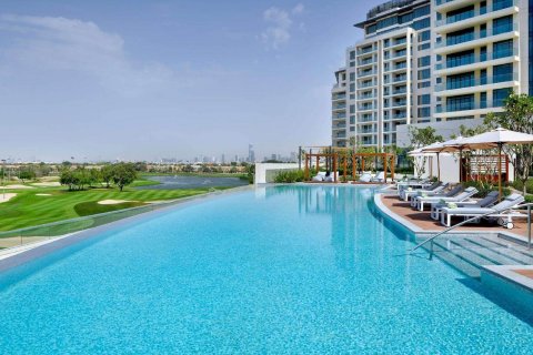 Emirates Hills - صورة 15