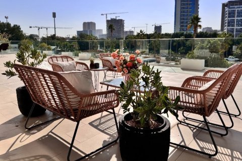 Apartment in Dubai 2 bedrooms, 404.01 sq.m. № 93048 - photo 7