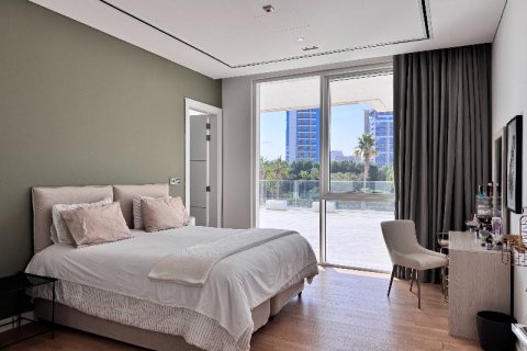 Apartment in Dubai 2 bedrooms, 404.01 sq.m. № 93048 - photo 10